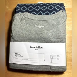 Men’s 2 piece pajama set, size M, Goodfellow & Co NWT.